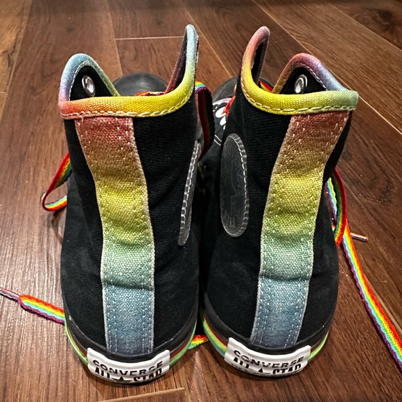 Custom Pride Converse - Picture 2 of 7